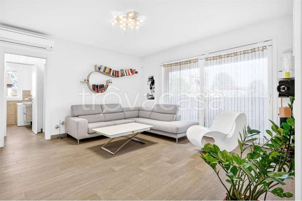 appartamento in affitto a Rho