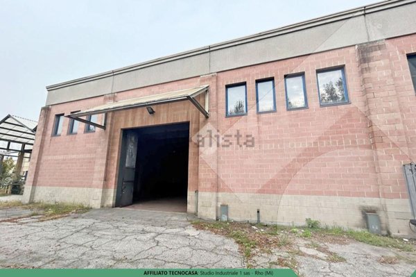 locale di sgombero in affitto a Rho