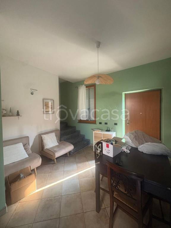 appartamento in affitto a Rho in zona Mazzo