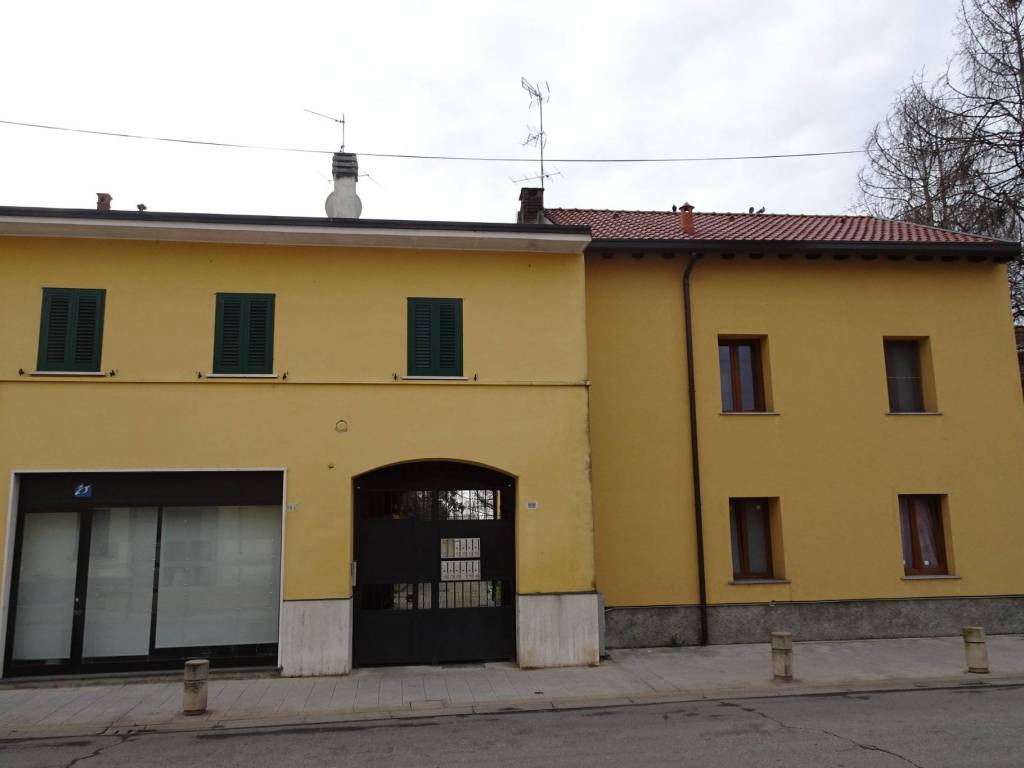 appartamento in affitto a Rho in zona Passirana