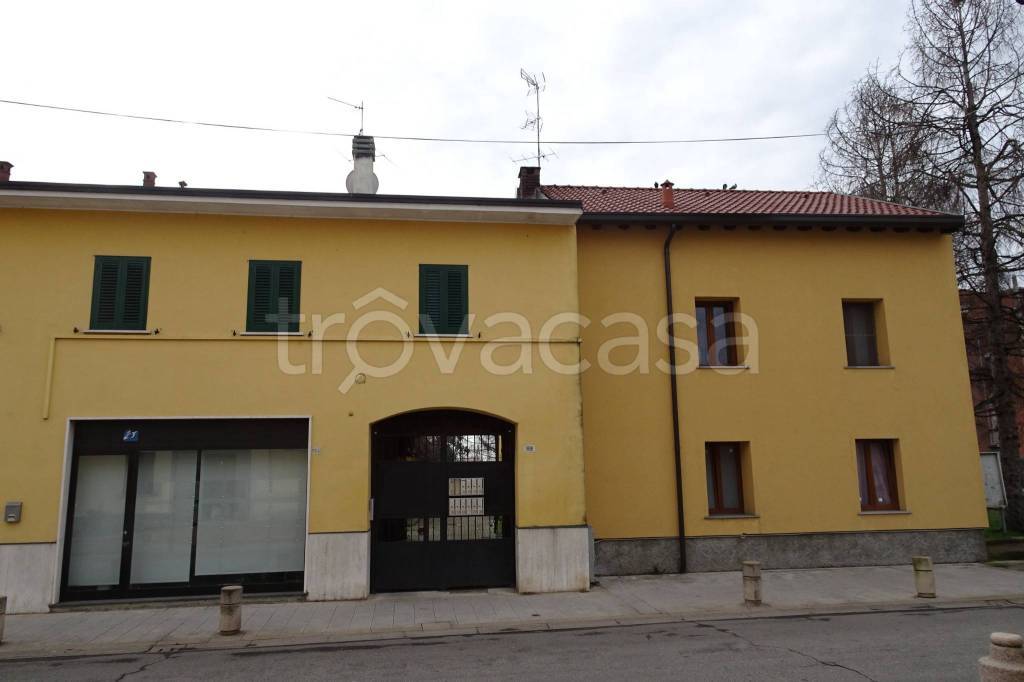 appartamento in affitto a Rho in zona Passirana