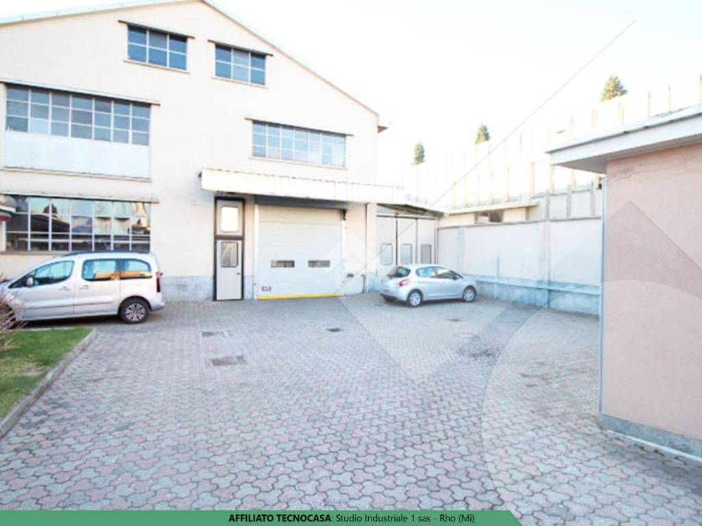 locale commerciale in affitto a Rho in zona Passirana