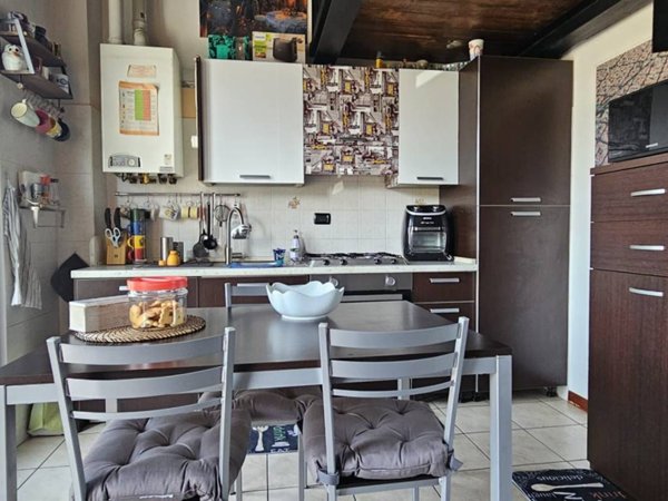 appartamento in affitto a Rho in zona Pantanedo