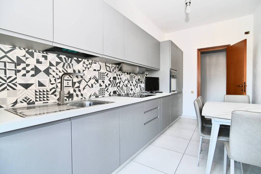 appartamento in affitto a Rho in zona Mazzo