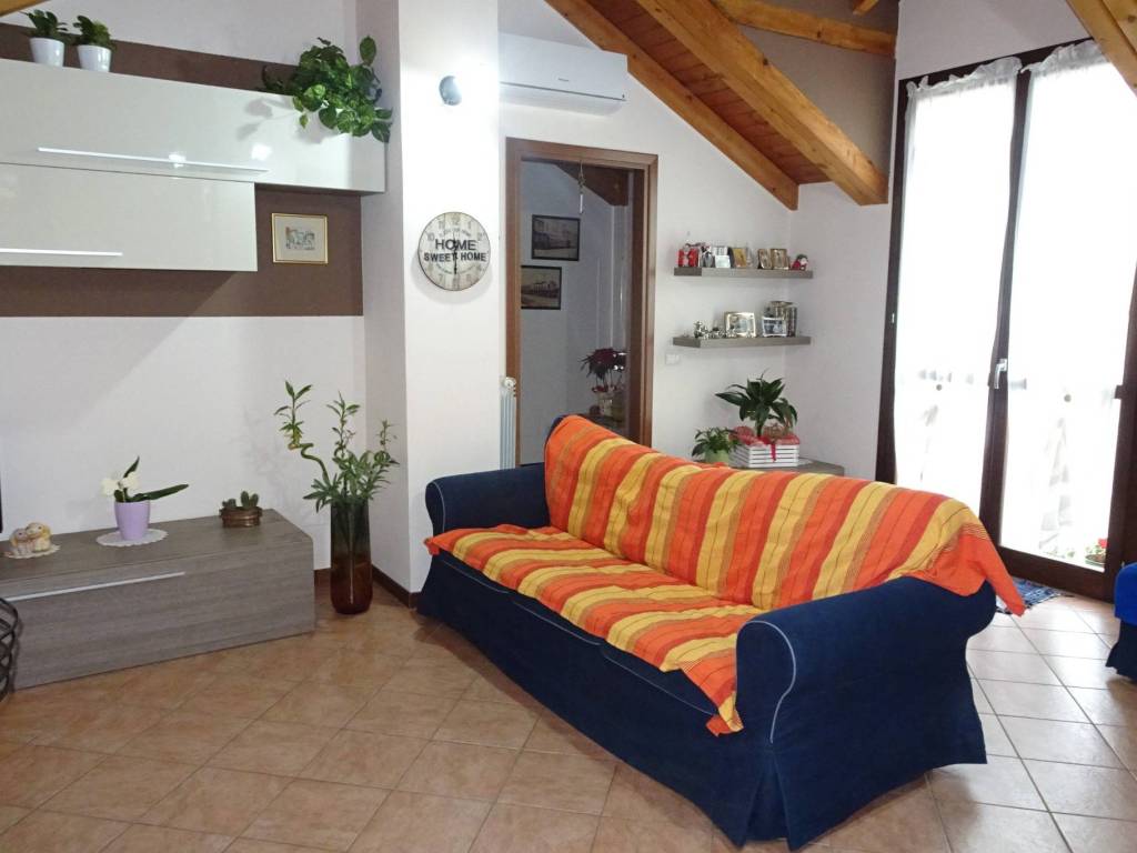 appartamento in affitto a Rho