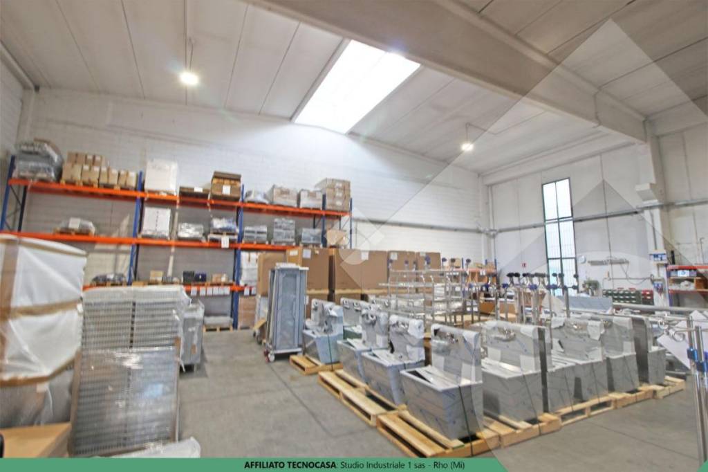 locale commerciale in affitto a Rho