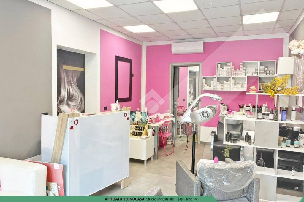 negozio in affitto a Rho