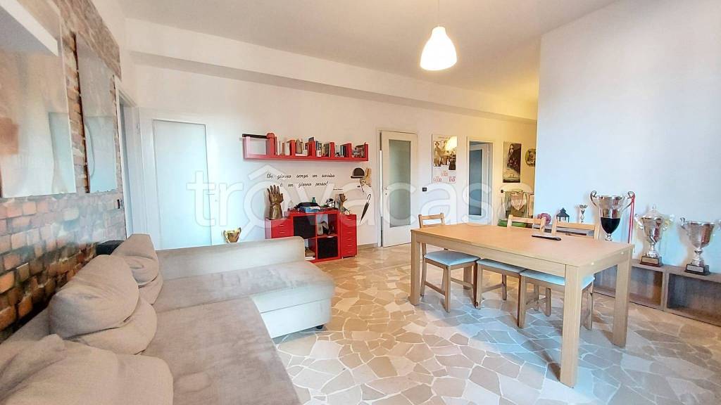 appartamento in affitto a Rho