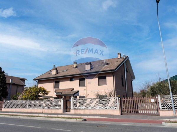 appartamento in affitto a Rho