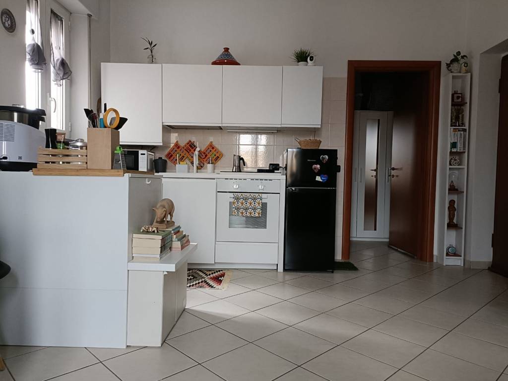 appartamento in affitto a Rho