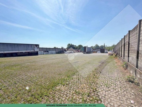 locale commerciale in affitto a Rho in zona Biringhello