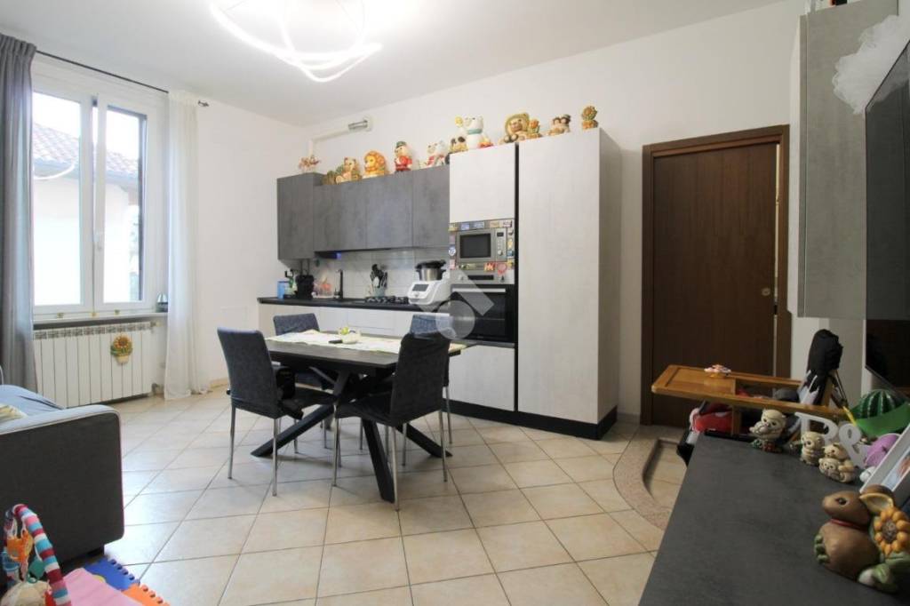 appartamento in affitto a Rho