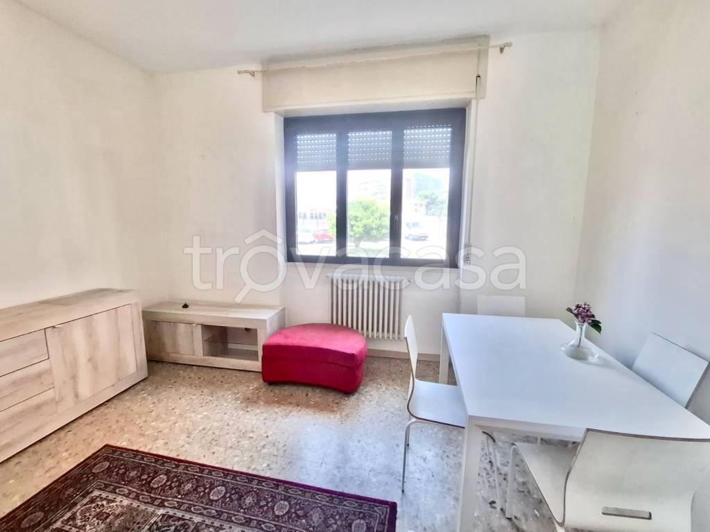 appartamento in affitto a Rho
