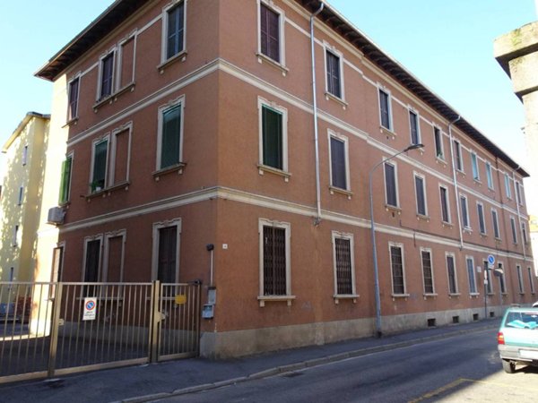 appartamento in affitto a Rho in zona Castellazzo
