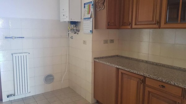 appartamento in affitto a Rho in zona Biringhello