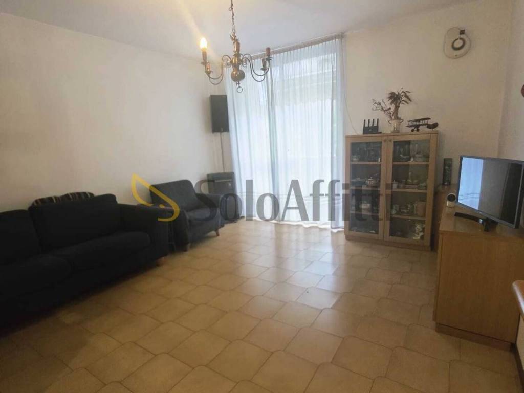 appartamento in affitto a Rho in zona Biringhello
