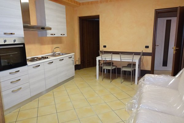 appartamento in affitto a Rho in zona Castellazzo