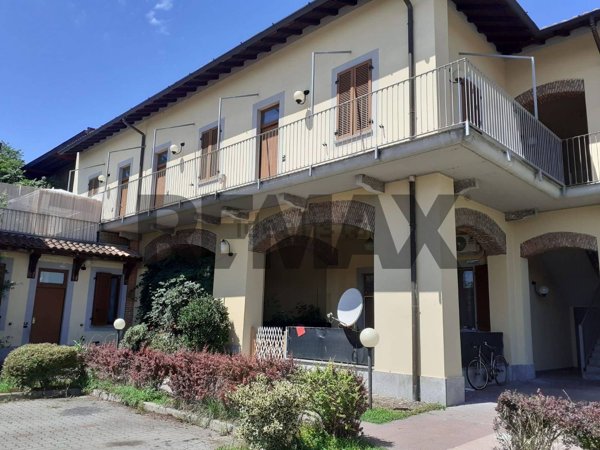 appartamento in affitto a Rho in zona Pantanedo
