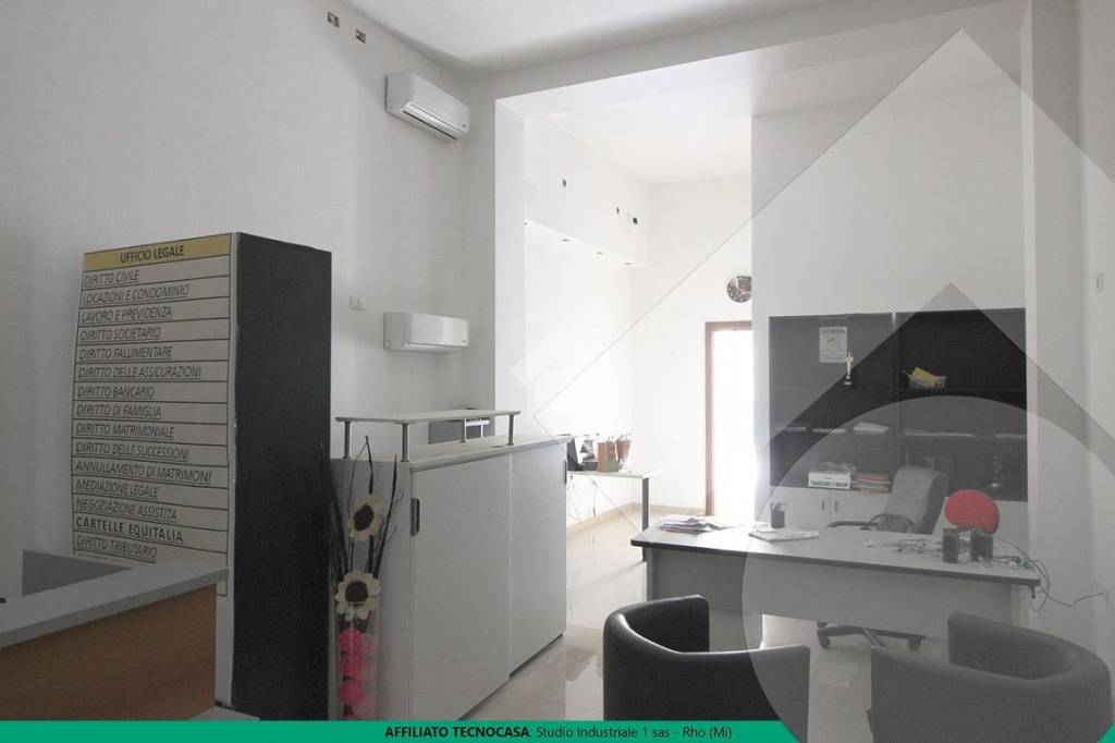 locale commerciale in affitto a Rho