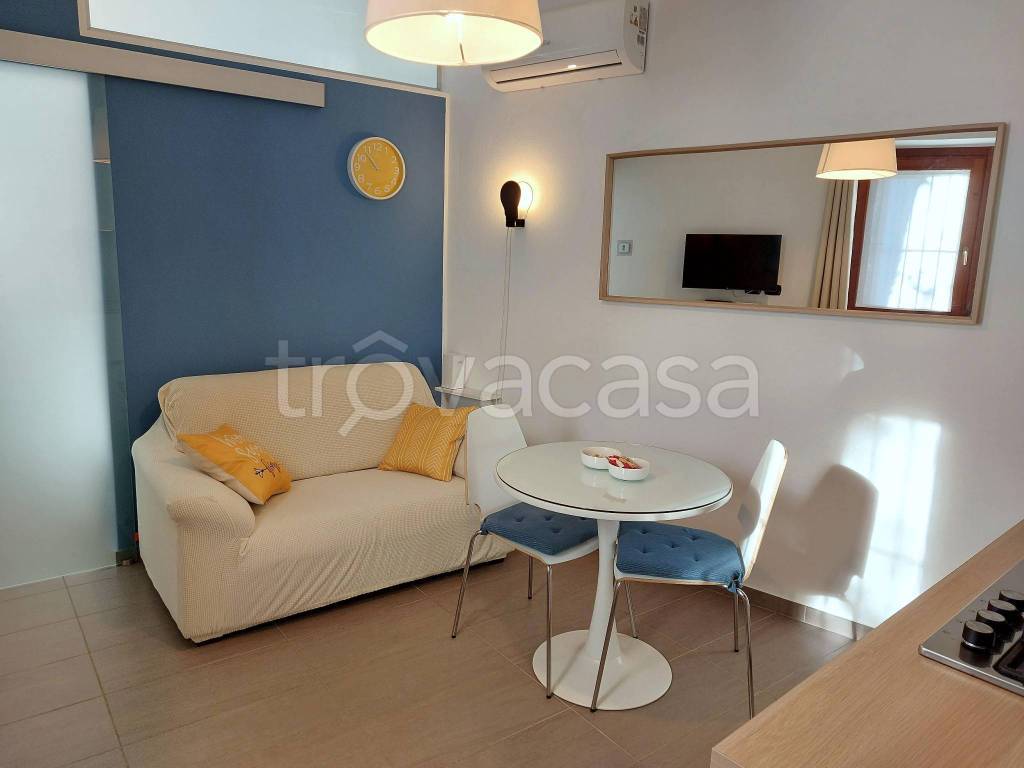 appartamento in affitto a Rho in zona Biringhello