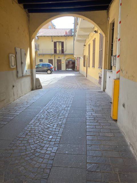 box auto in affitto a Rho