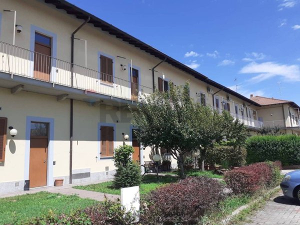 appartamento in affitto a Rho in zona Pantanedo
