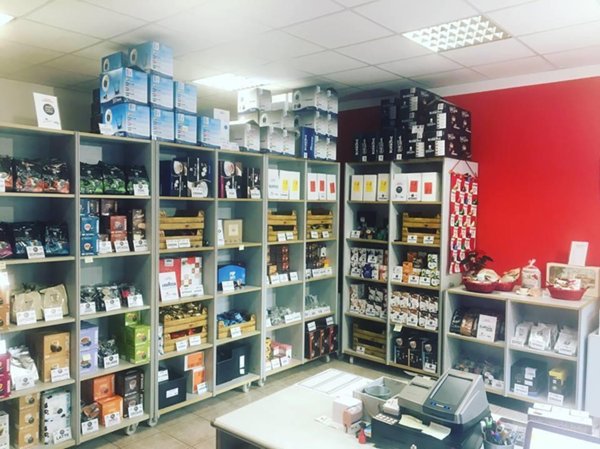 negozio in affitto a Robecchetto con Induno