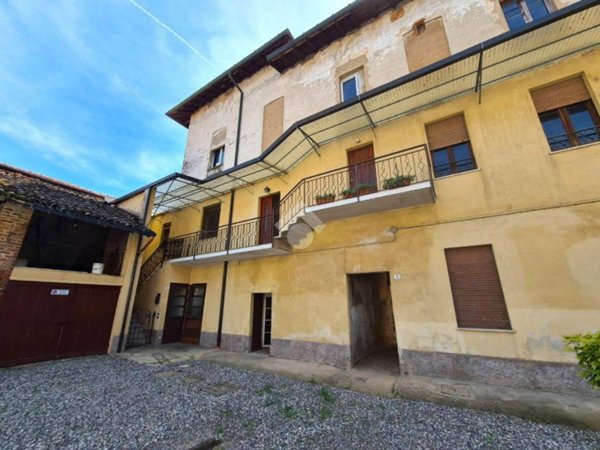 bivano in affitto a Robecco sul Naviglio in zona Castellazzo de' Barzi