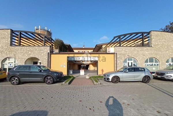 ufficio in affitto a Rodano