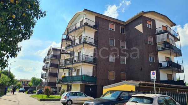 appartamento in affitto a Rosate
