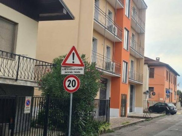 appartamento in affitto a Rosate