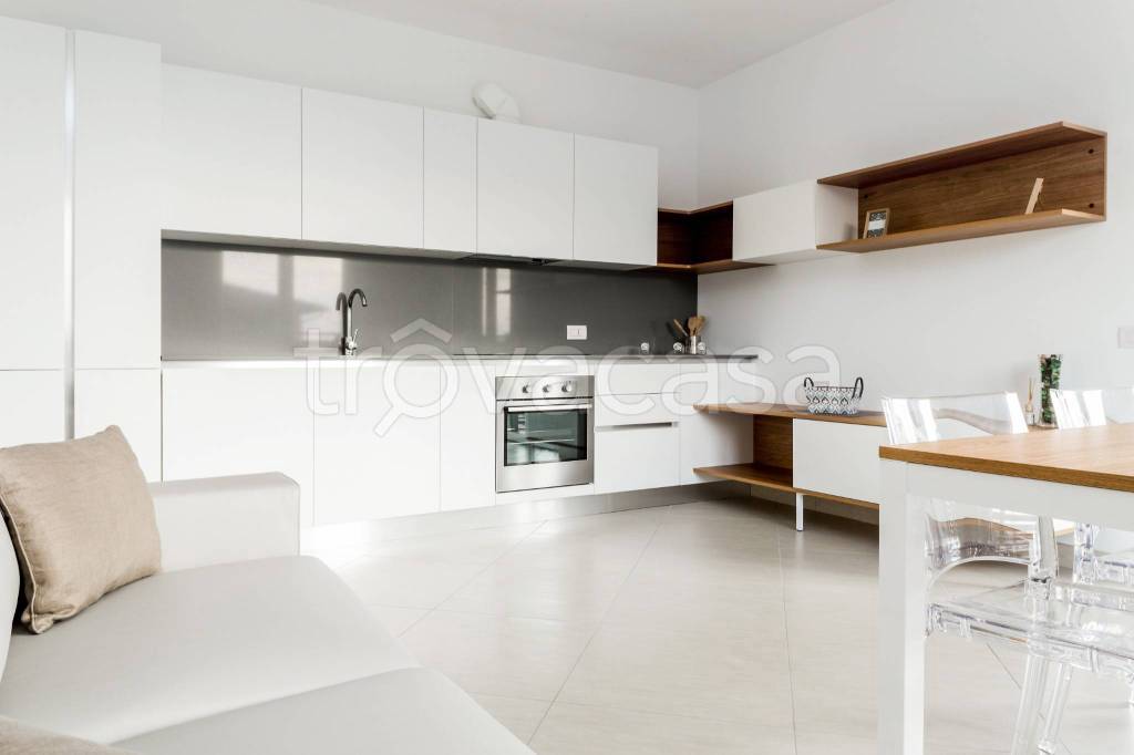 appartamento in affitto a Rosate