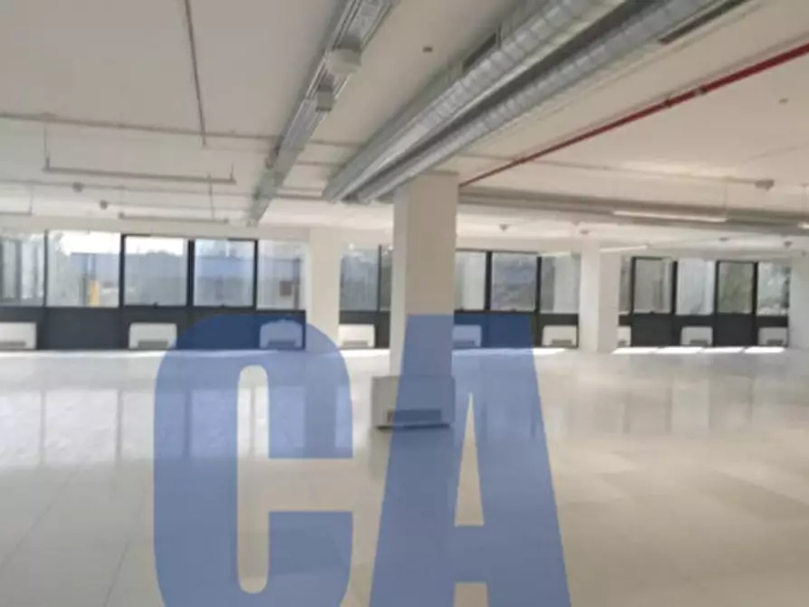 locale di sgombero in affitto a Rozzano