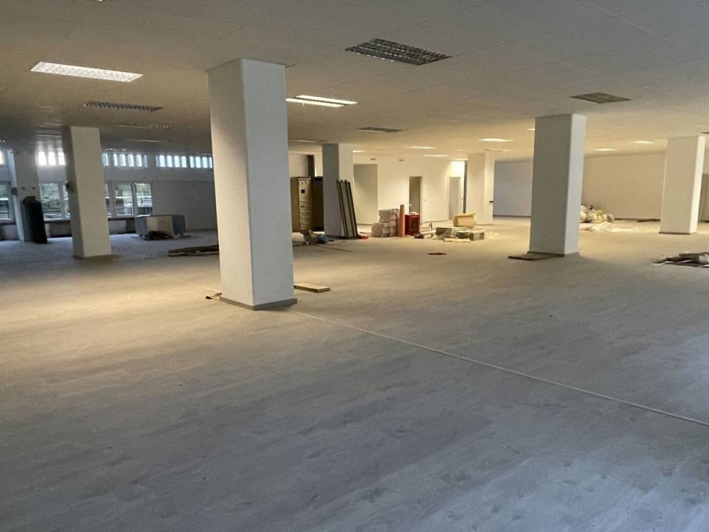 ufficio in affitto a Rozzano