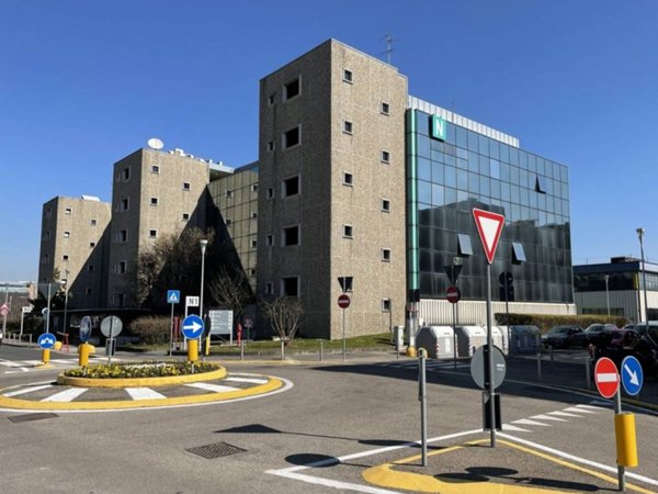 ufficio in affitto a Rozzano