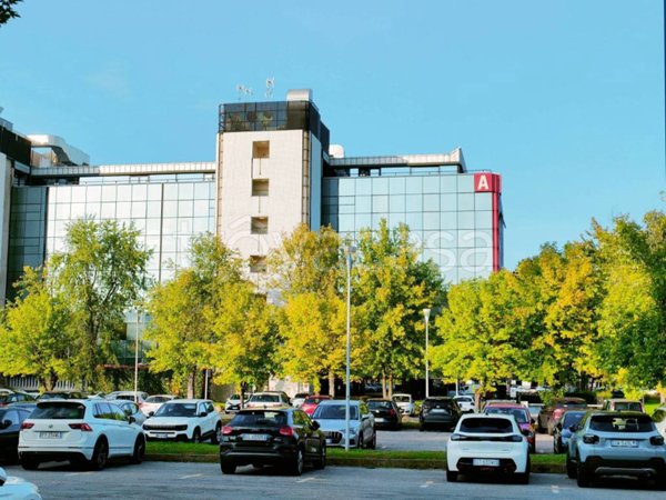 ufficio in affitto a Rozzano