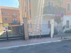 locale commerciale in affitto a Rozzano in zona Quinto Stampi