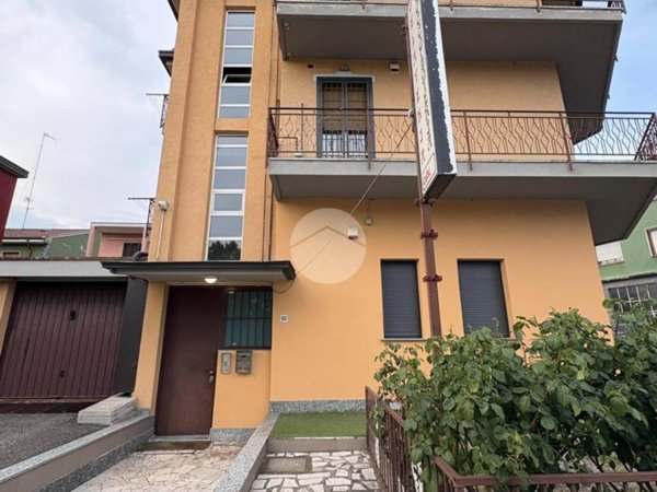 appartamento in affitto a Rozzano