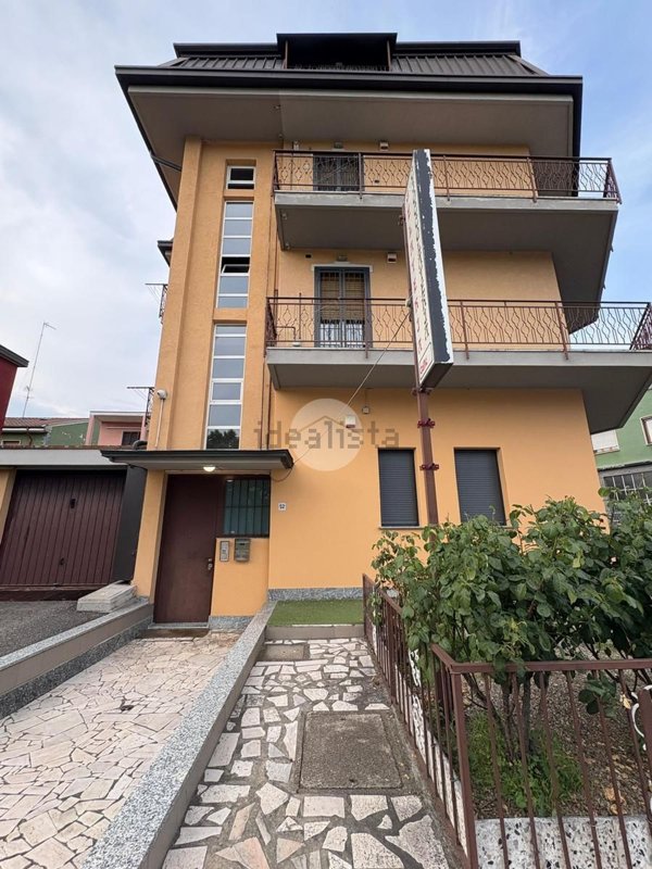 appartamento in affitto a Rozzano