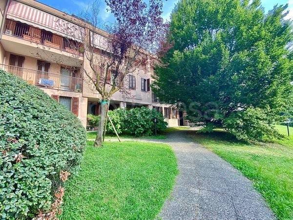 appartamento in affitto a Rozzano