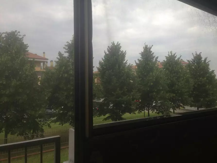 appartamento in affitto a Rozzano in zona Quinto Stampi