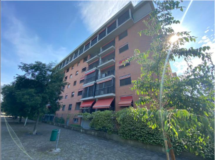 appartamento in affitto a Rozzano in zona Quinto Stampi