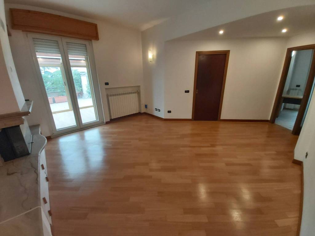 appartamento in affitto a Rozzano