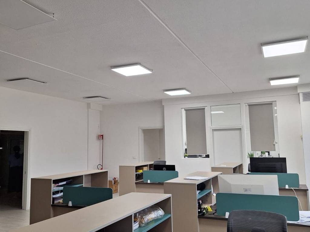 ufficio in affitto a Rozzano