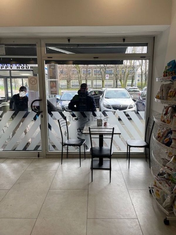 negozio in affitto a Rozzano
