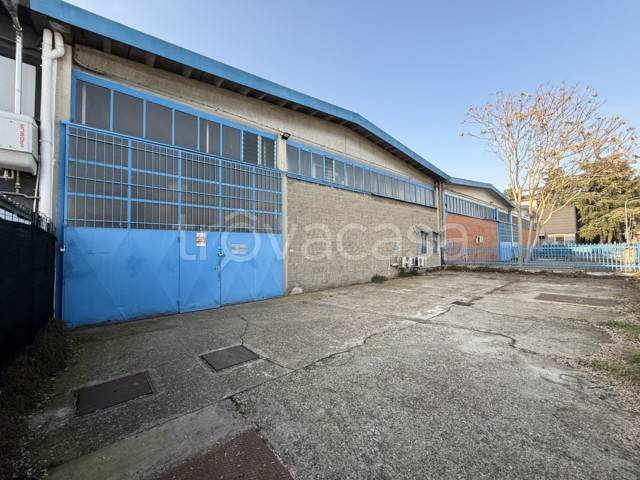 ufficio in affitto a Rozzano