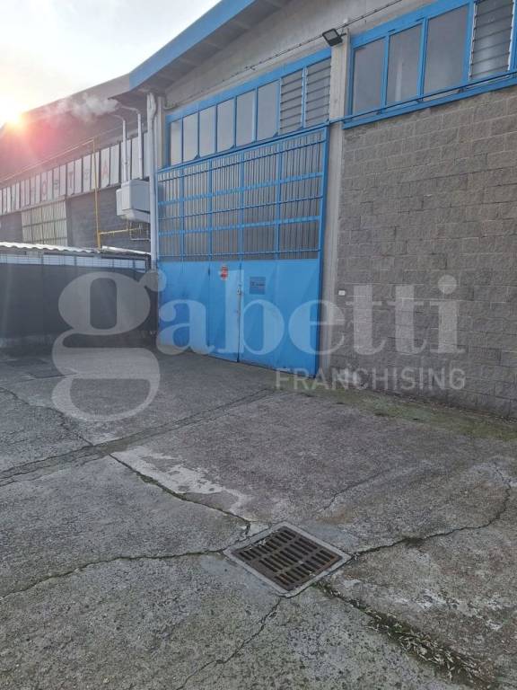 ufficio in affitto a Rozzano