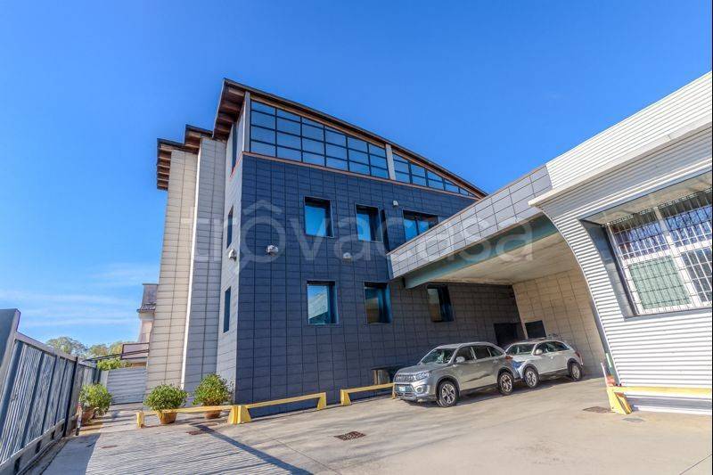 ufficio in affitto a Rozzano in zona Quinto Stampi