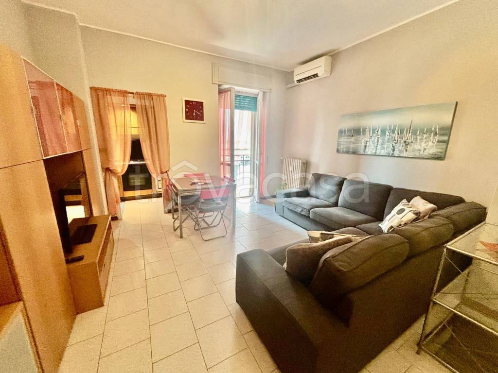 appartamento in affitto a Rozzano in zona Quinto Stampi
