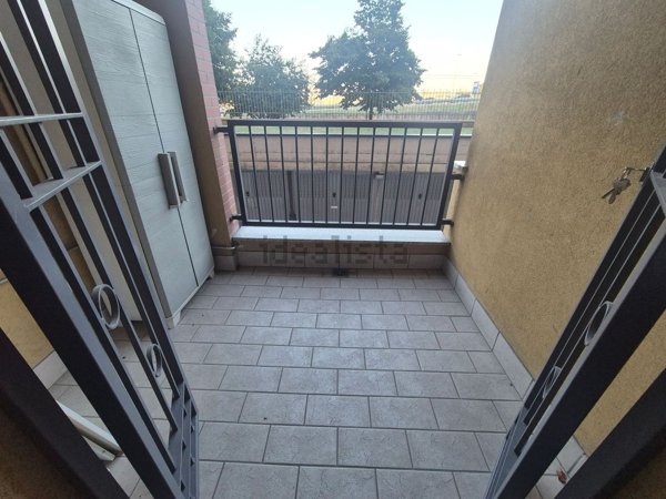 appartamento in affitto a Rozzano in zona Quinto Stampi